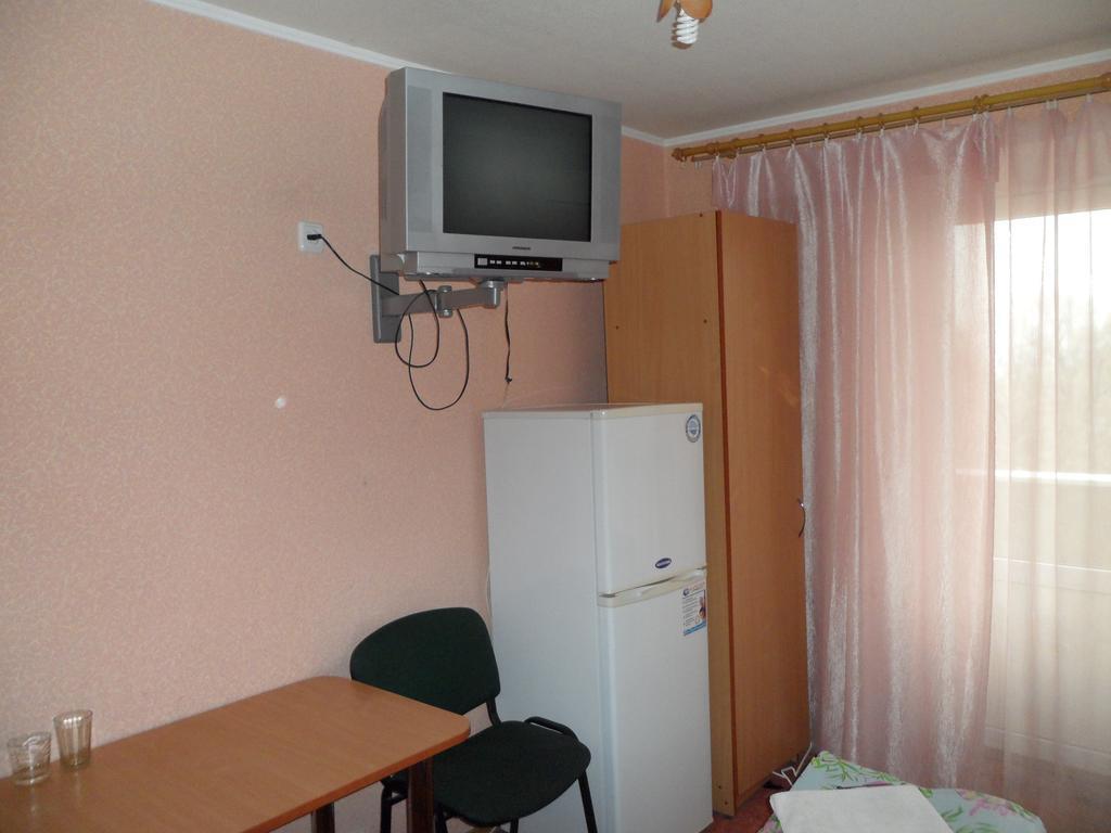 Hotel And Sport Complex Dinamo 第聂伯罗彼得罗夫斯克 客房 照片